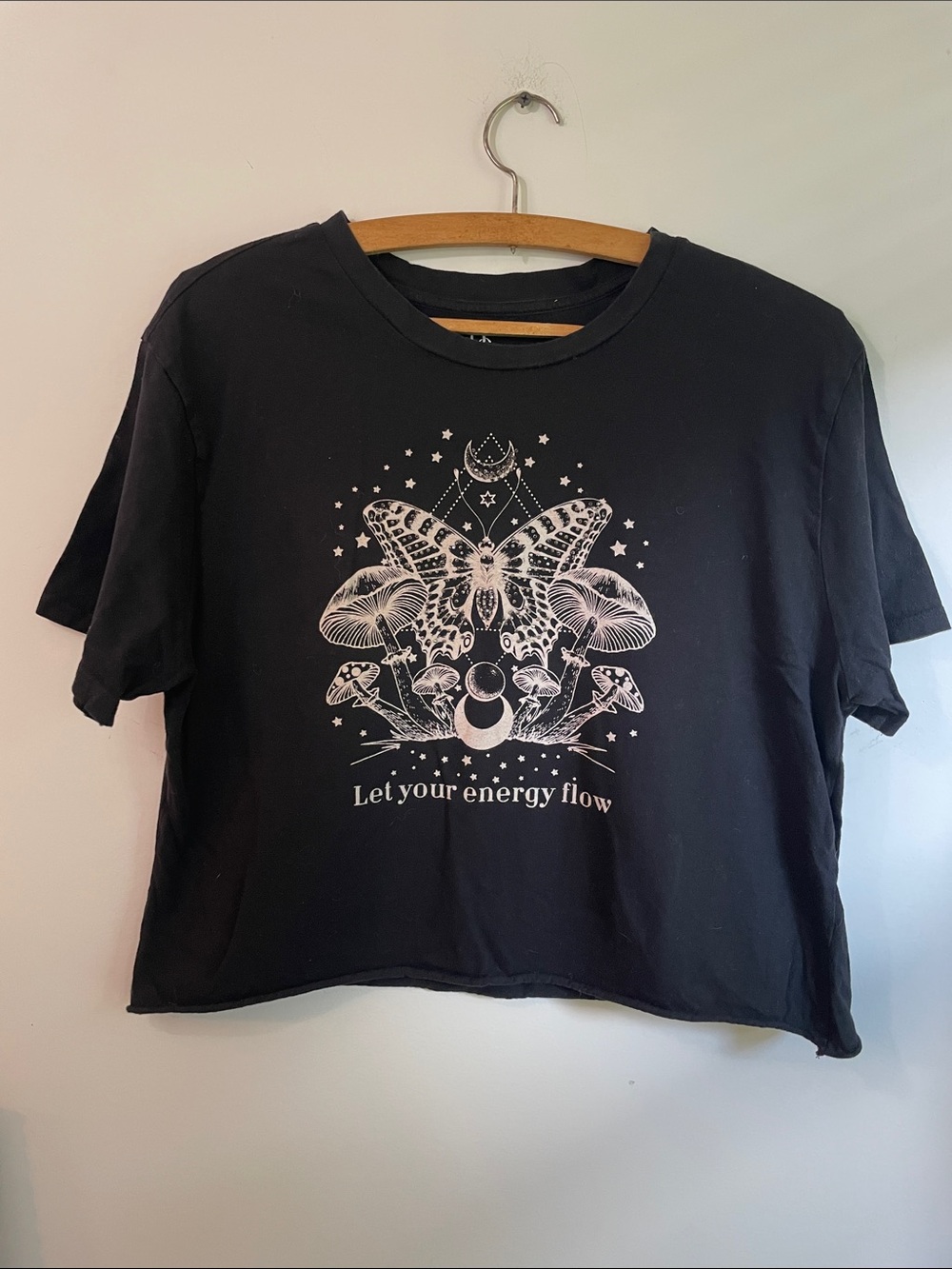 Organic Generation 100% Cotton Black Graphic Crop Tee - 'Let Your Energy Flow' L
